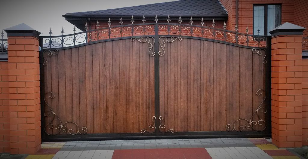 Купить простые ворота для дома: советы по выбору, установке и уходу в Бийске от 32672 руб | ВоротМастер-Бск