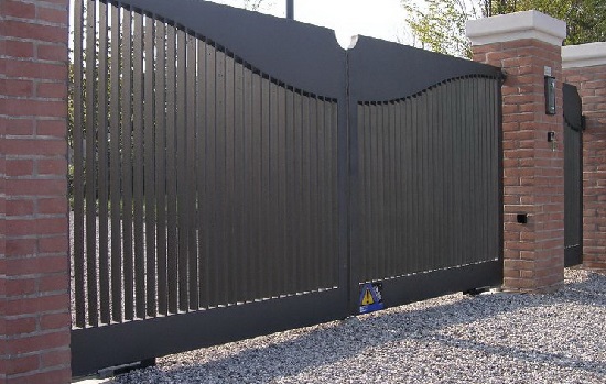 Купить новые ворота Абакан откатные в Бийске по цене от 81680 руб