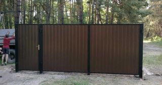 Купить распашные ворота из профнастила Бийск, цена от 2706 руб.